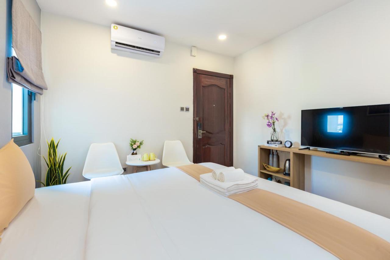 Cozrum Lux Hotel TP. Hồ Chí Minh Ngoại thất bức ảnh