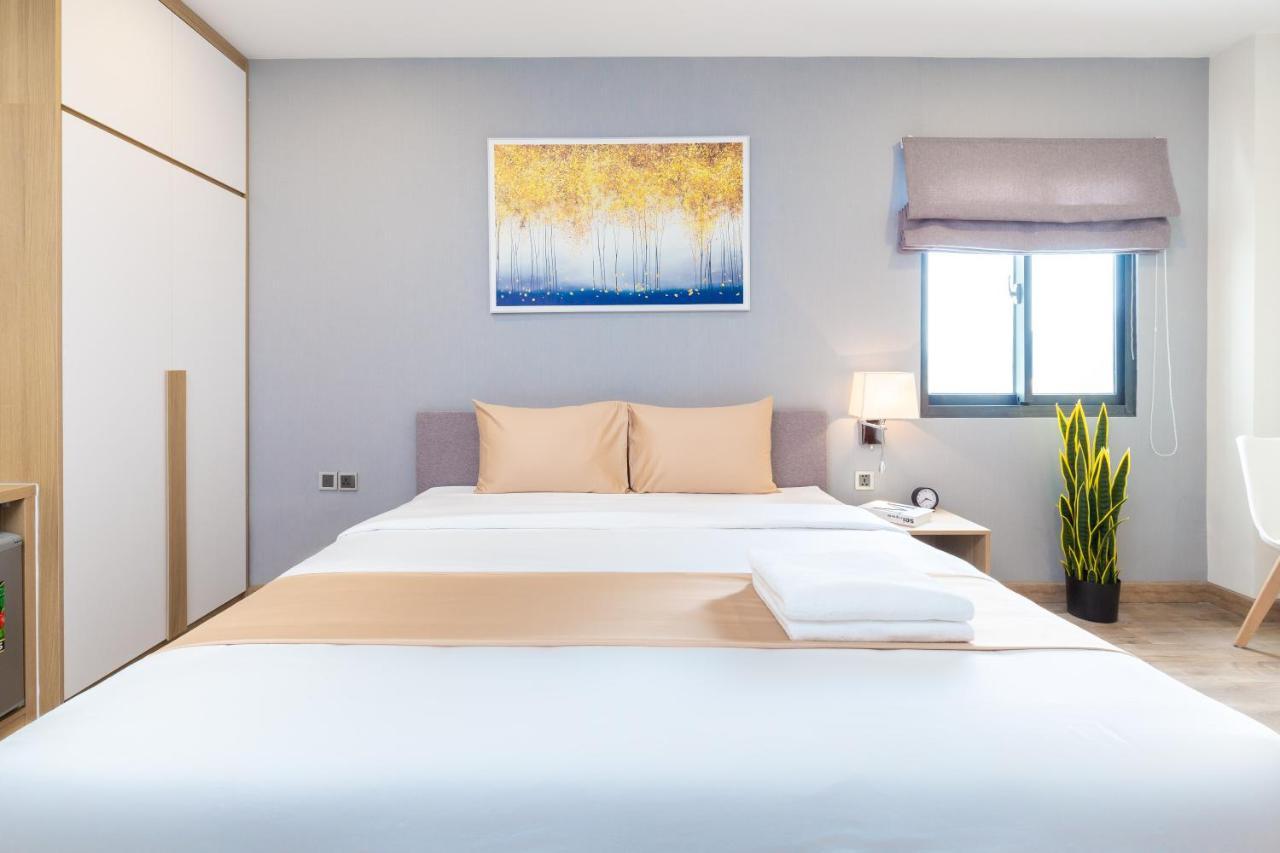 Cozrum Lux Hotel TP. Hồ Chí Minh Ngoại thất bức ảnh