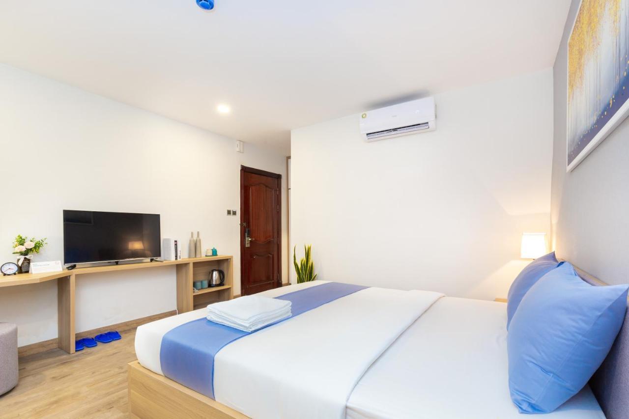Cozrum Lux Hotel TP. Hồ Chí Minh Ngoại thất bức ảnh