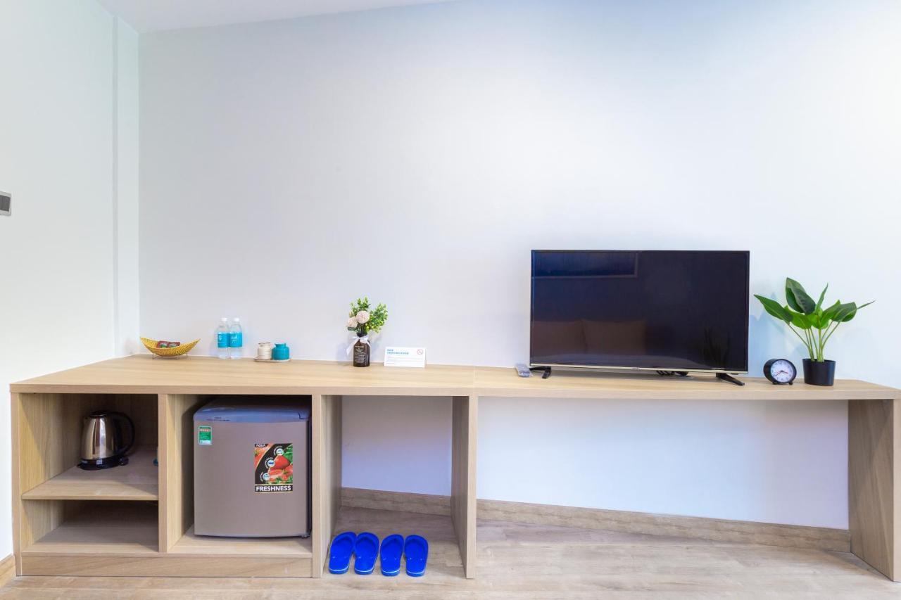 Cozrum Lux Hotel TP. Hồ Chí Minh Ngoại thất bức ảnh