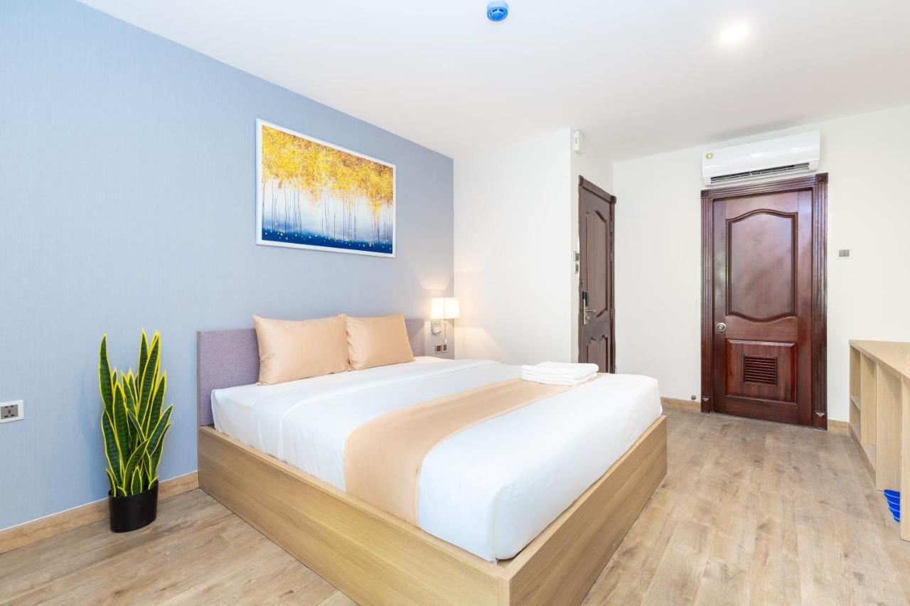 Cozrum Lux Hotel TP. Hồ Chí Minh Ngoại thất bức ảnh